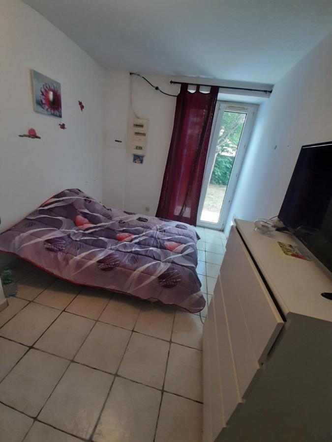 Ferienwohnung Rez De Jardin T3 Molieres-sur-Ceze Exterior foto